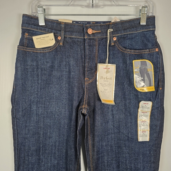 NWT Levis Jeans Womens Blue 525 Perfect Waist Bootcut Elastic Waist Stretch 8M - Picture 3 of 13